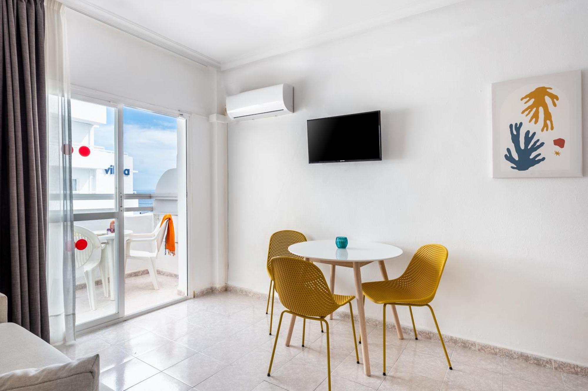 Hotel Apartamentos Vibra Lux Mar Ibiza stad Exteriör bild