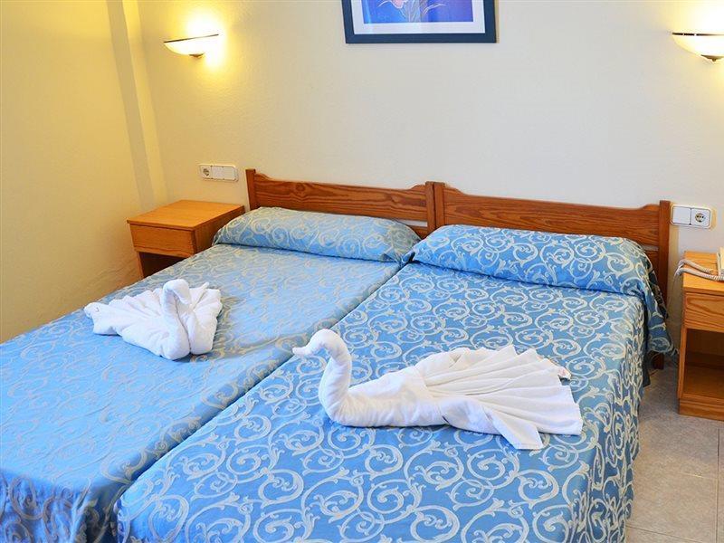 Hotel Apartamentos Vibra Lux Mar Ibiza stad Exteriör bild